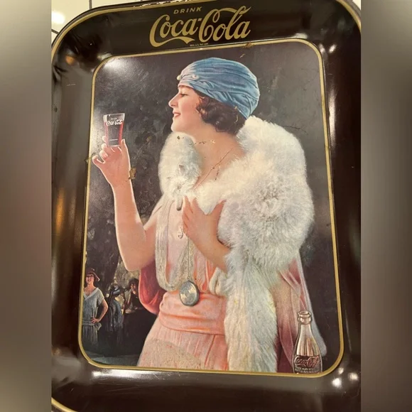 Vintage Coca Cola Metal Serving Tray 1973- (Flapper Woman 1925) - Picture 3 of 6